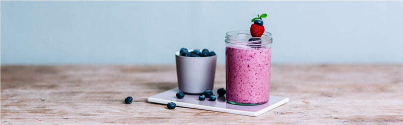 Paleo Smoothie zum Frühstück mit Heidelbeeren