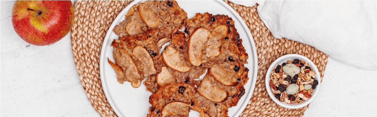 Müsliriegel auf einem Teller