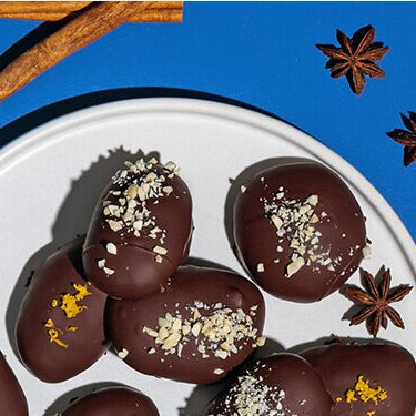 Würzige Lebkuchen auf einem Teller