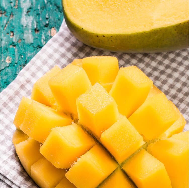 Eine aufgeschnittene Mango