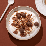 mymuesli Bio Mozart Müsli in Müslischüssel und Joghurt