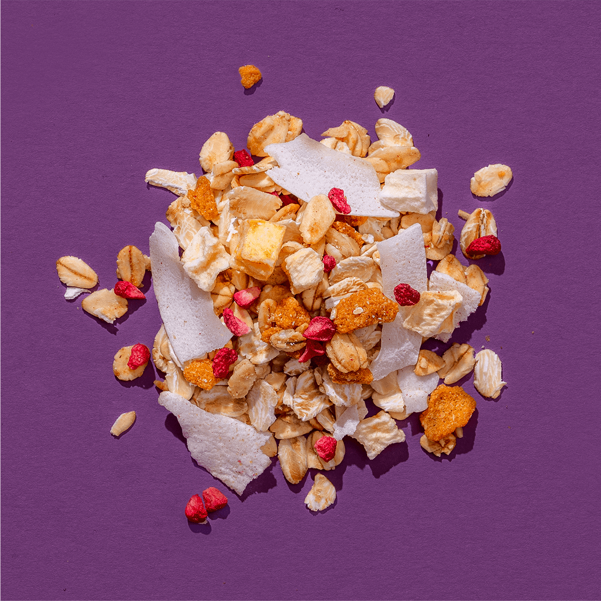 mymuesli Bio Mango Passonfruit Granola mit getrockneter Mango, Maracuja, Kokosnuss und Himbeeren