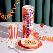 mymuesli Bio Salted Caramel Popcorn Crunch Dose mit Müslischale