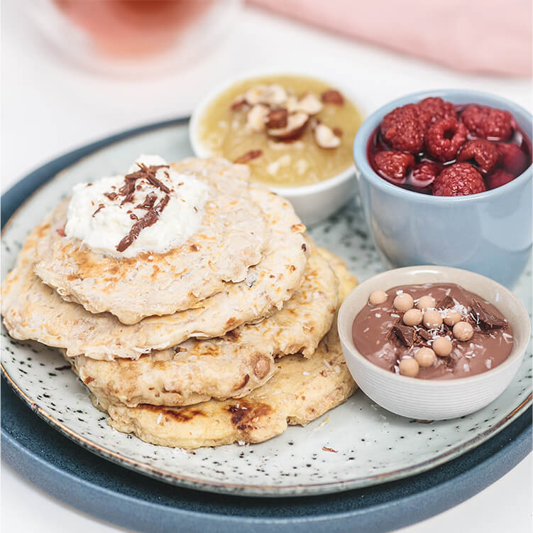 image1-apfelmacadamiazimt-pancakes.jpg