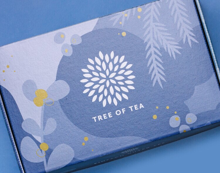 article1a-thermo2go-set-xmas2022.jpg Winterliche blaue Tree of Tea Geschenkbox
