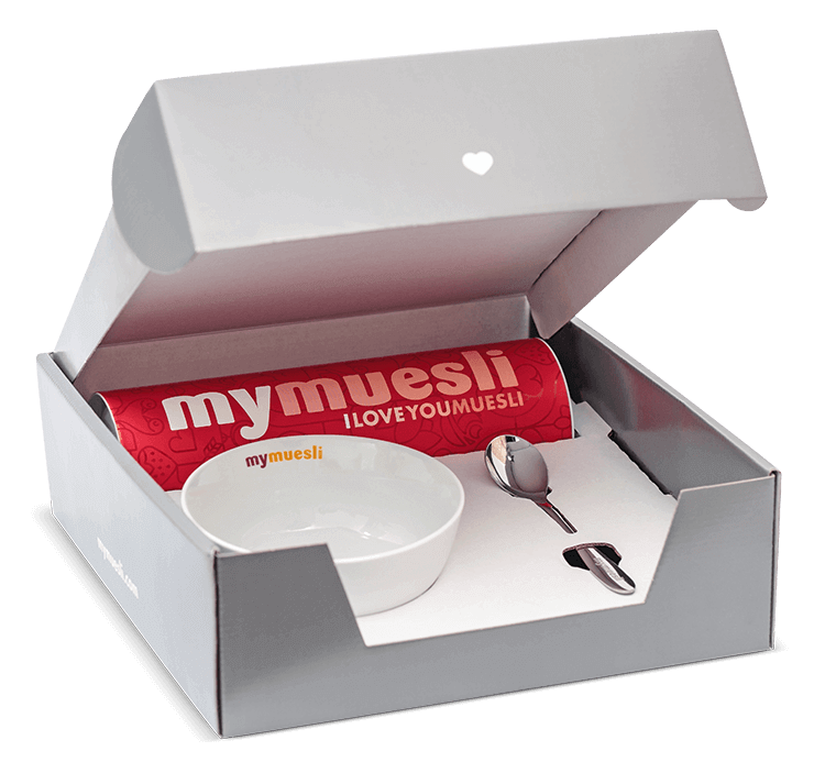 Unser Geschenkset mit dem I Love You Müsli, Löffel und der mymuesli Schale.