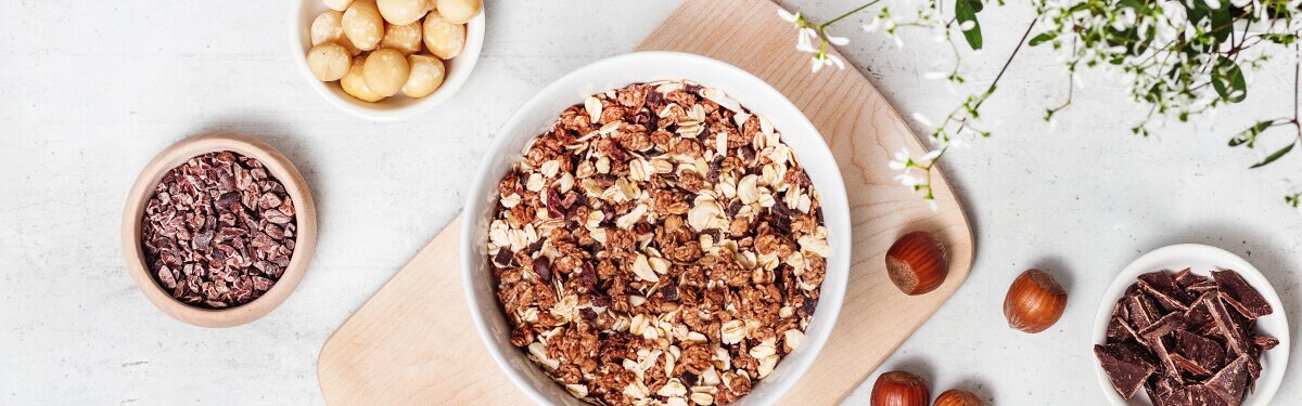 Cacaonibs and Nuts Muesli mit Kakaosplittern
