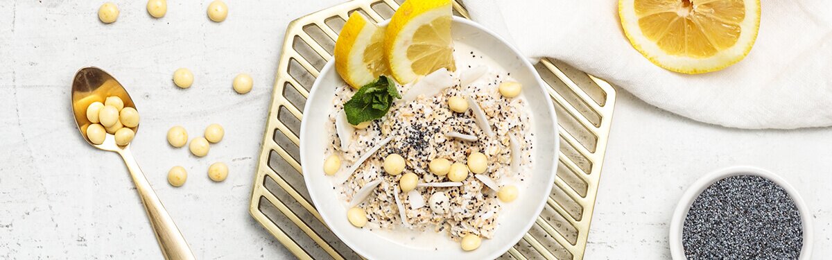 Porridge Lemon Coconut Cake