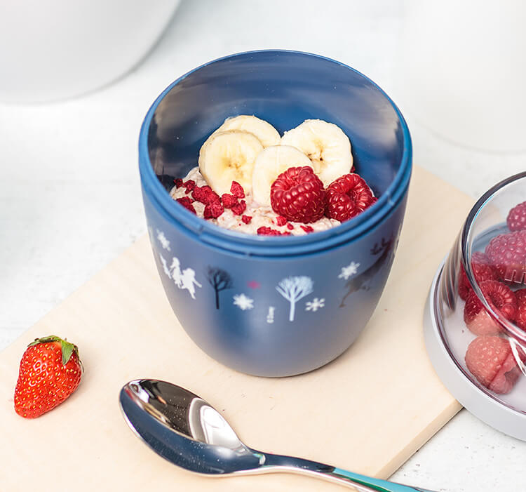 article2a-frozen-porridge.jpg Mueslibecher mit Muesli