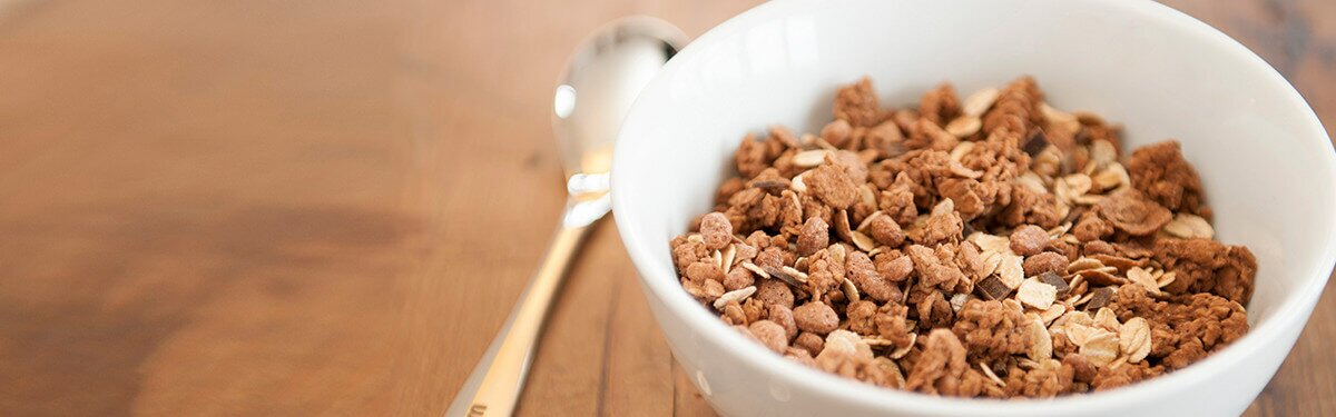 Schoko-Müsli im to go Becher.
