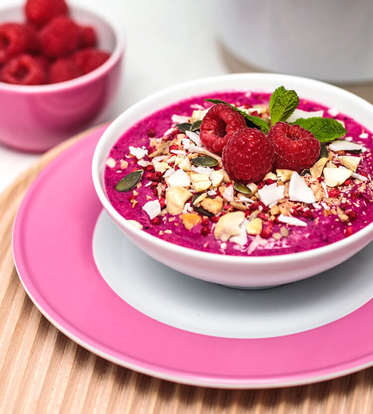 article4b-muesli-toppings-berrycrunch.jpg