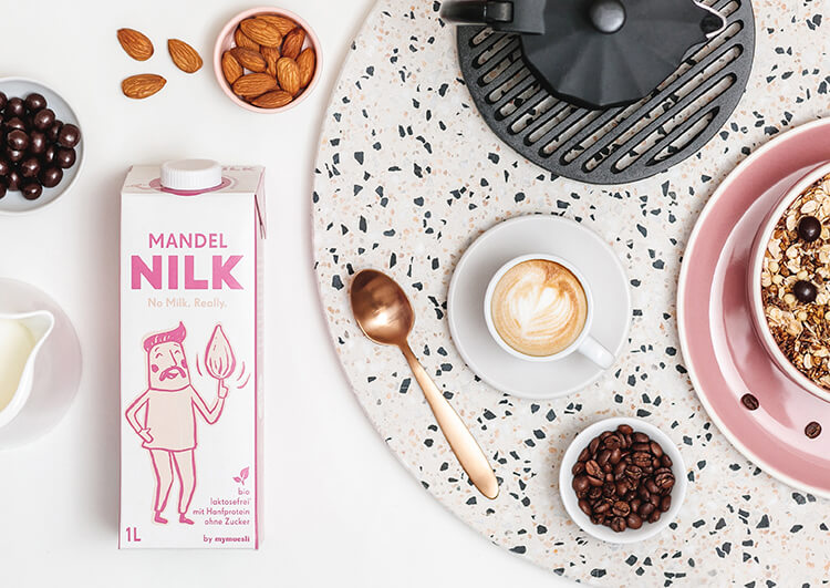 Bio-Mandelmilch als natürliche Eiweißquelle