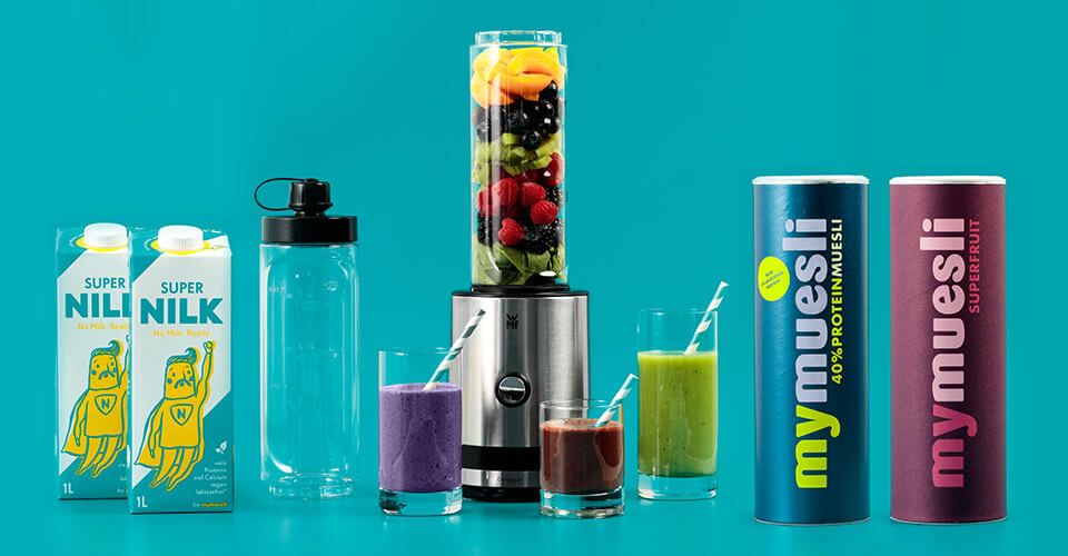 Müsli und Nilk perfekt für deinen Smoothie.