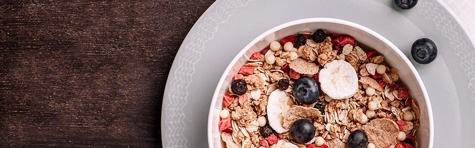 Bio-Müsli mit Blaubeeren